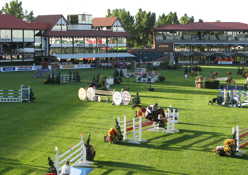 meadows spruce international arena canada calgary horse paula parisi march